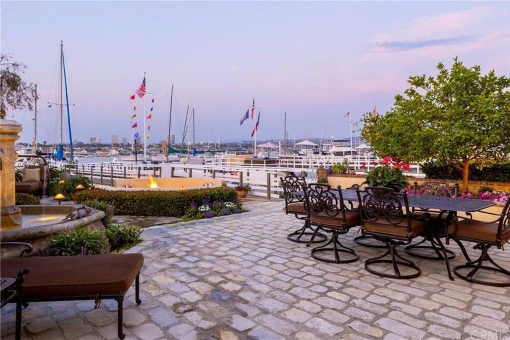 Luxury On The Water-Spectacular Views Βίλα Νιούπορτ Μπιτς Εξωτερικό φωτογραφία