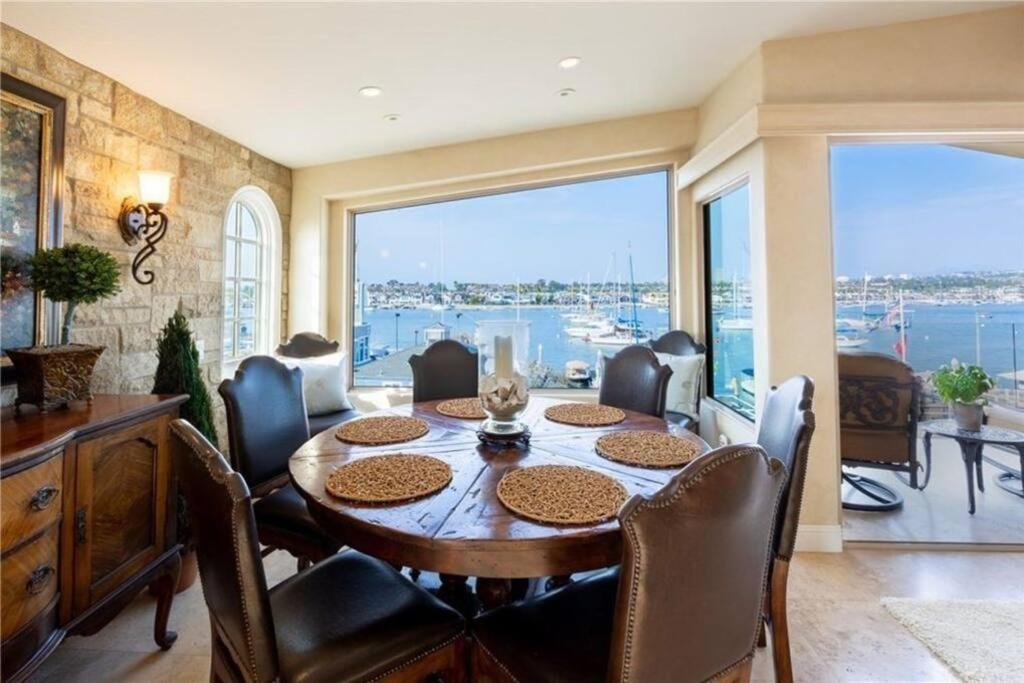 Luxury On The Water-Spectacular Views Βίλα Νιούπορτ Μπιτς Εξωτερικό φωτογραφία