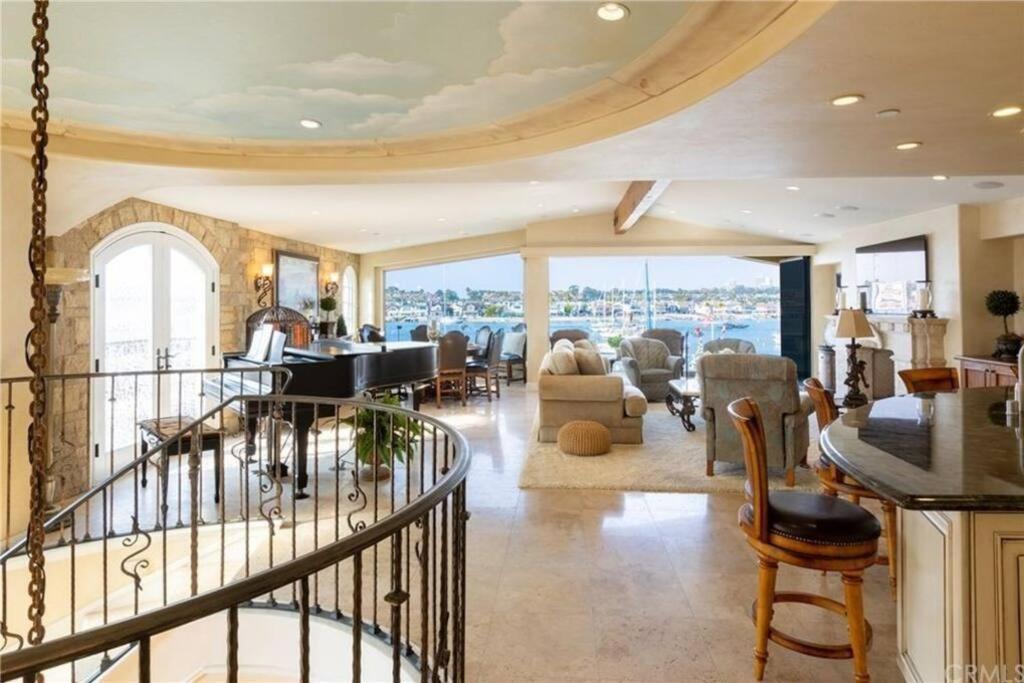 Luxury On The Water-Spectacular Views Βίλα Νιούπορτ Μπιτς Εξωτερικό φωτογραφία